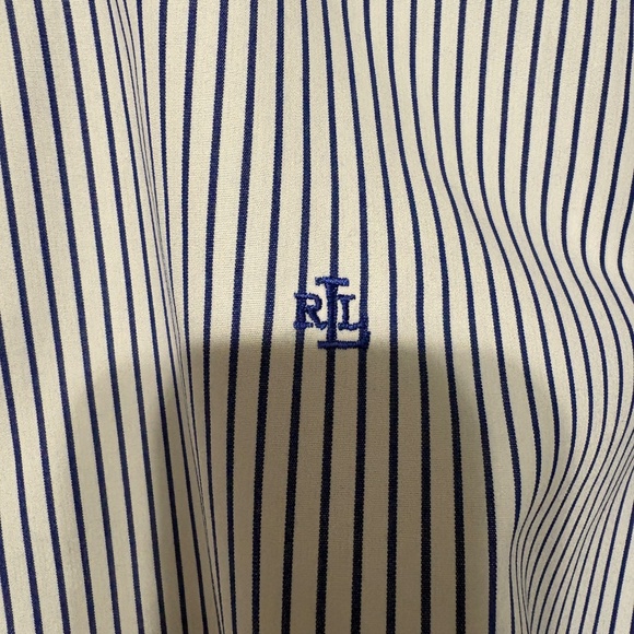 LRL Ralph Lauren Women's Plus Blue Stripe Non-Iron Button-Front Shirt Top 2X - Picture 4 of 10